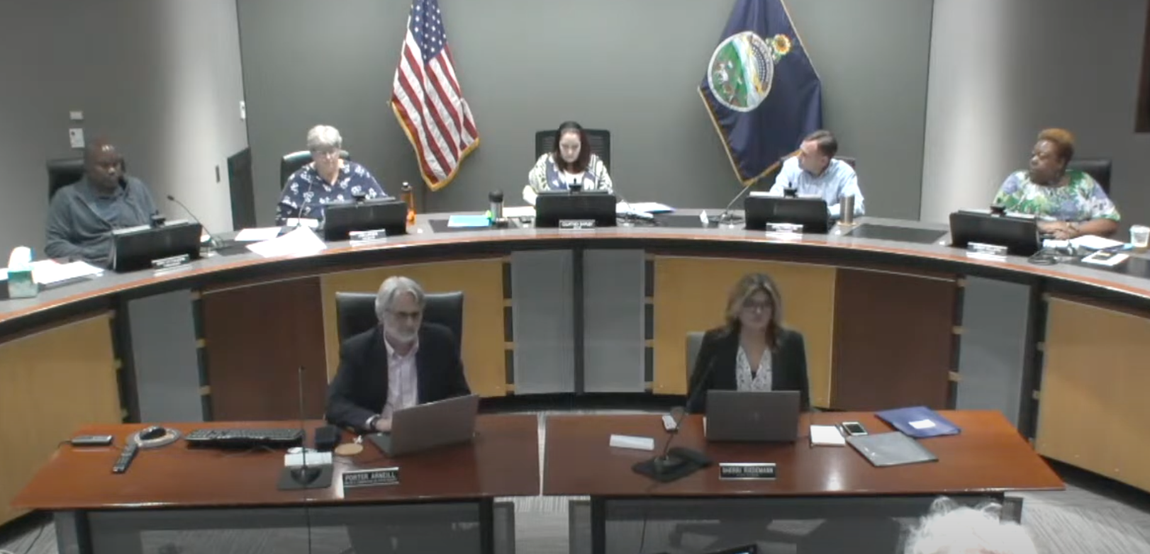 Rezoning request for duplex project fails to get enough votes from